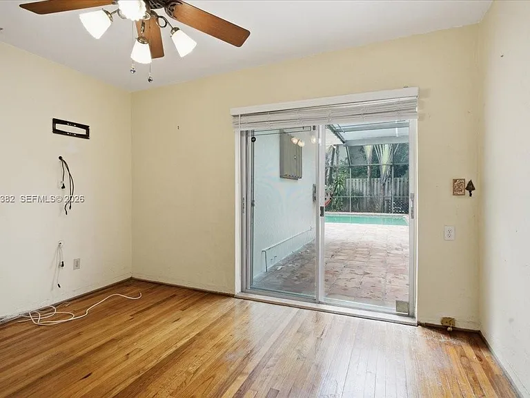 2550 Trapp Ave — Photo 14