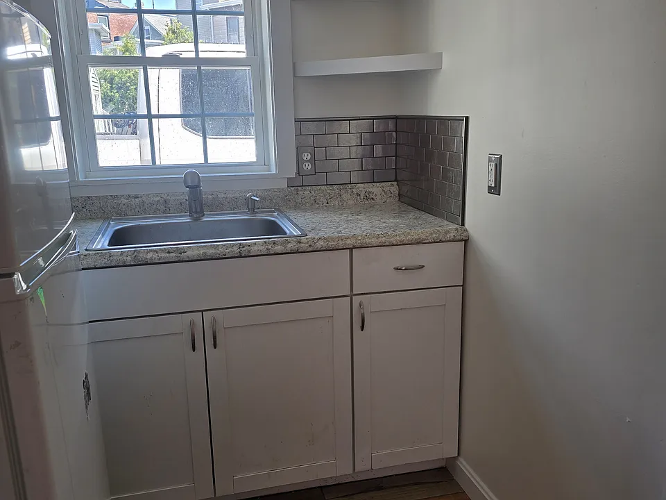 98 Federal St #1