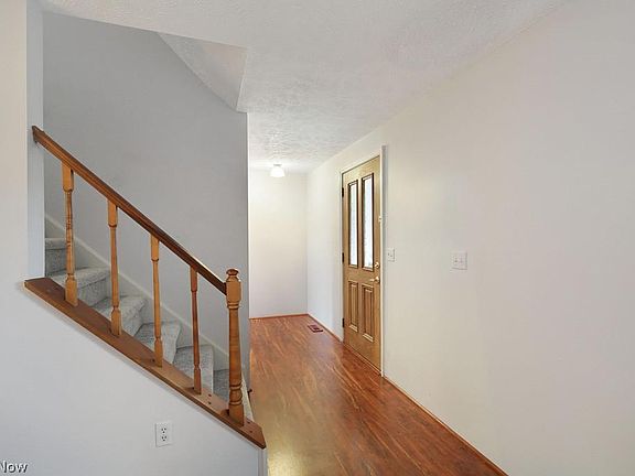 3rd image of 17671 Creekside Dr