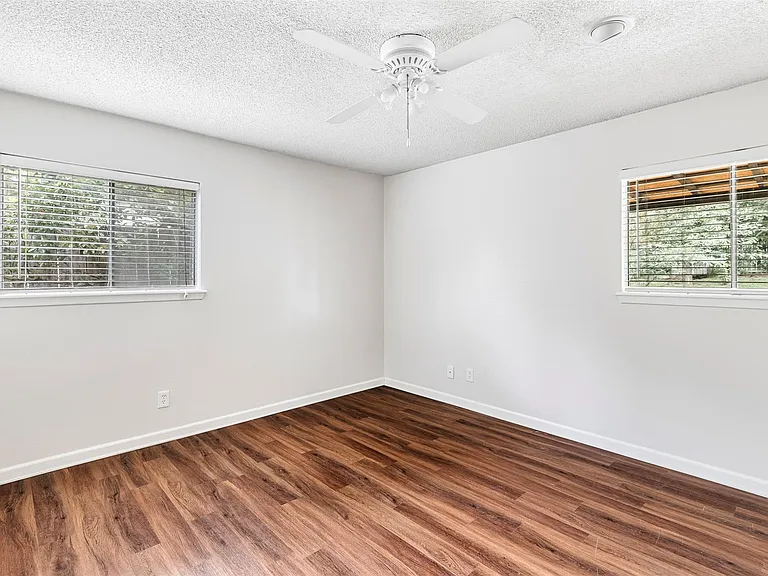 7506 Glenhill Rd — Photo 14
