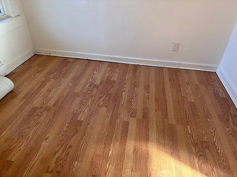 18 Esther St #3 — Photo 14