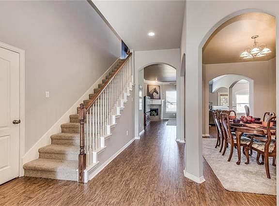 4th image of 14624 Highland Cir