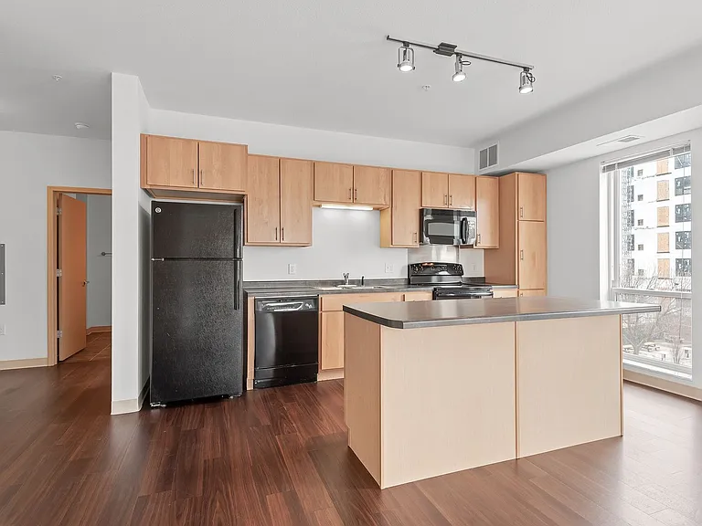 Fourth Street Co-op Apartments — Photo 66