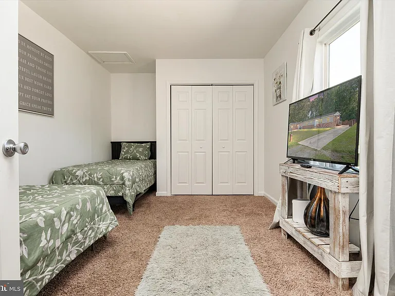 108 Wilson Rd — Photo 24