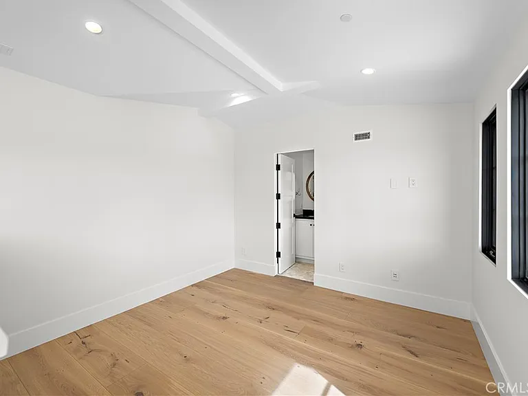 434 1/2 Goldenrod Ave — Photo 12