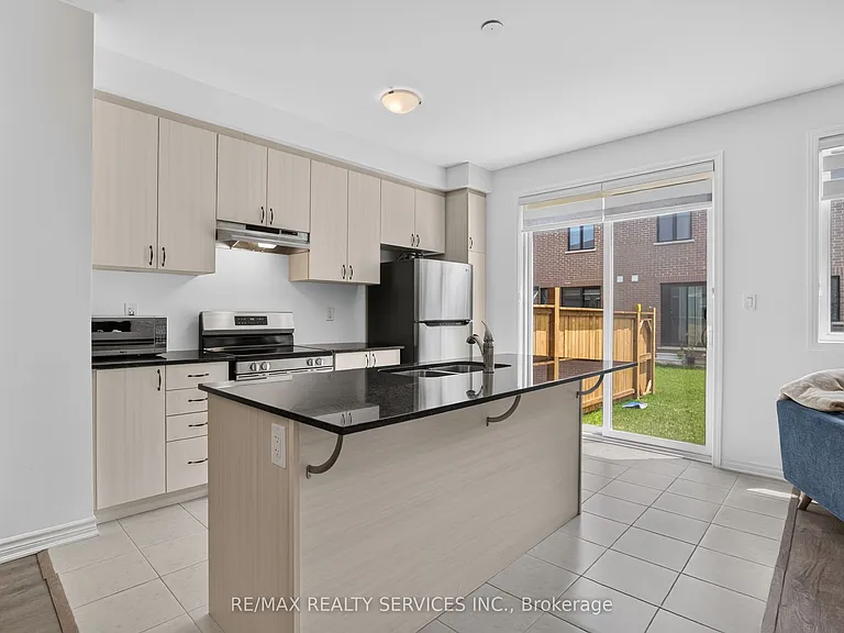 1702 Dance Ct — Photo 20