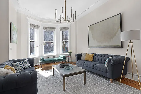 Sold by Compass | media 2