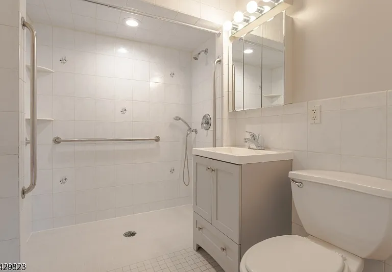 1709 Lawrence St — Photo 15