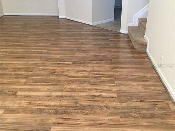 4th image of 1844 Capeside Cir