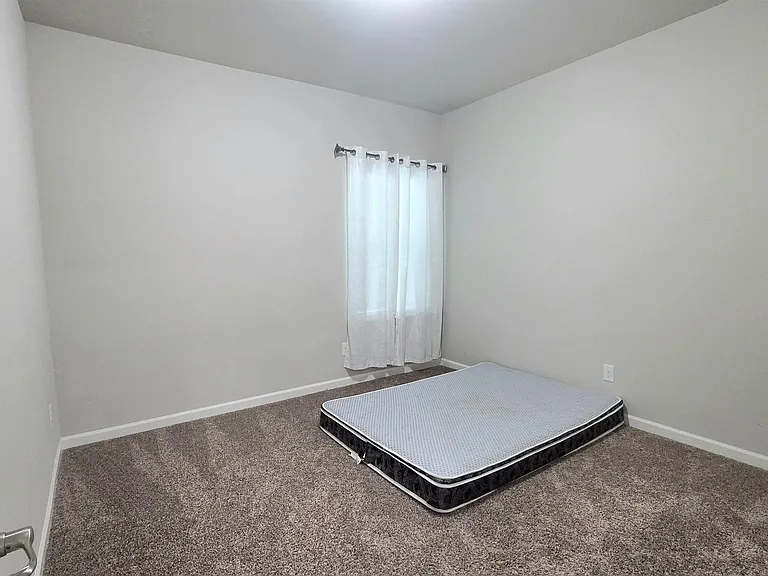 13931 Malbec Ave — Photo 15
