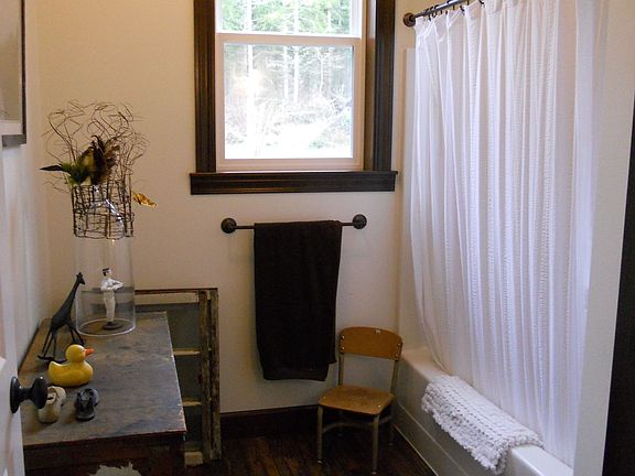 5th image of 3028 438th St E