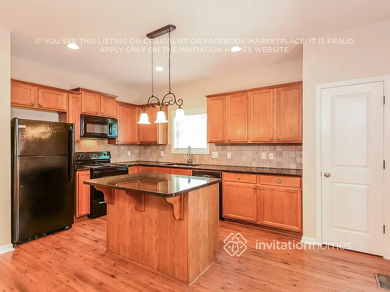 236 Ascott Ln — Photo 8