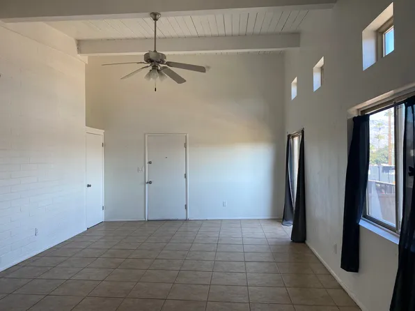 2525 N Alvernon Way, Tucson, AZ