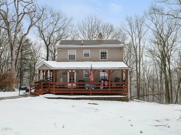 166 Eastwood Cir, Hawley, PA 18428