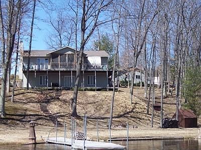2nd image of 726 N Jackpine Rd