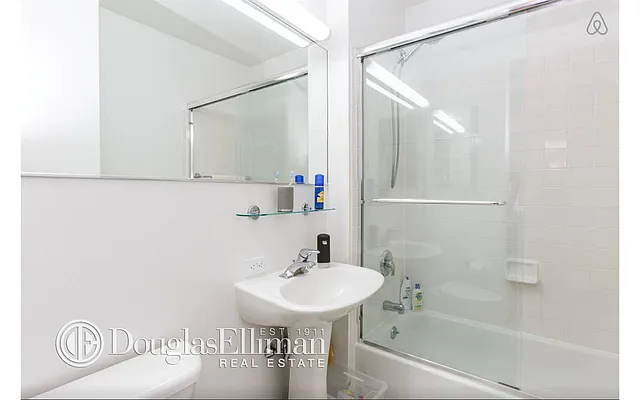 Rented by Douglas Elliman | media 7