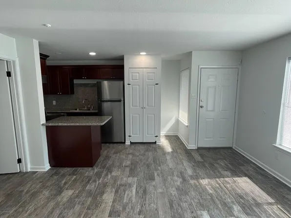 505 University Walk #10, Baton Rouge, LA 70802