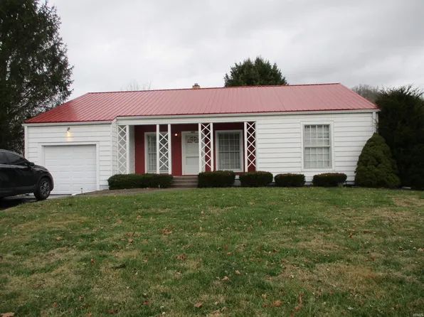 390 E Pleasant Ave, Marengo, IN 47140