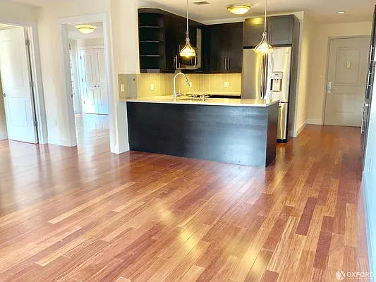 Rented by Oxford Property Group | media 13