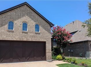 204 Highwood Trl, The Colony, TX 75056