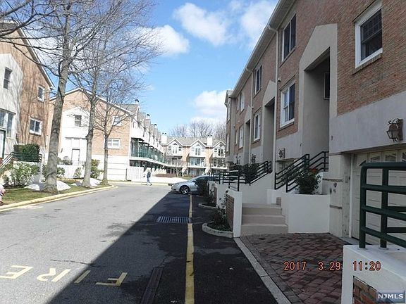 4th image of 38 Grand Cove Way #38