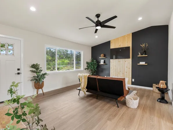 16-484 Ainaloa Blvd, Kurtistown, HI 96760