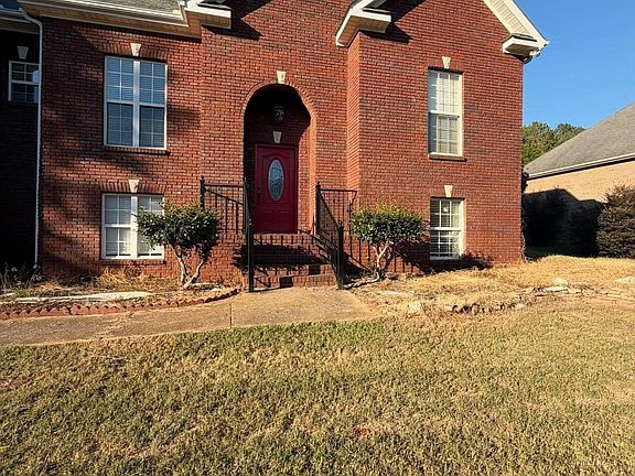5th image of 117 Stonegate Cir