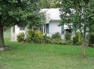 717 Wicker St, Burlington, NC 27217