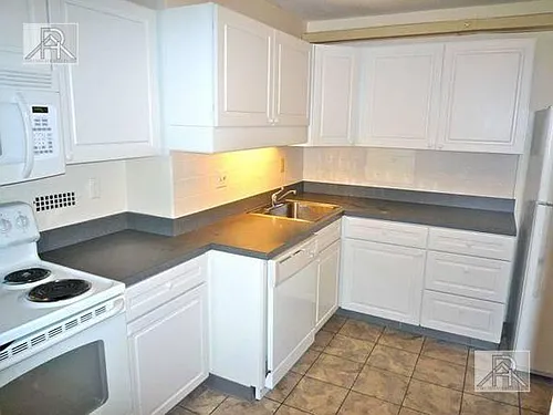 101 Monmouth St #314 Photo 1