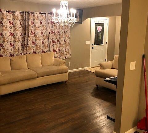 4th image of 5679 Sandalwood Blvd