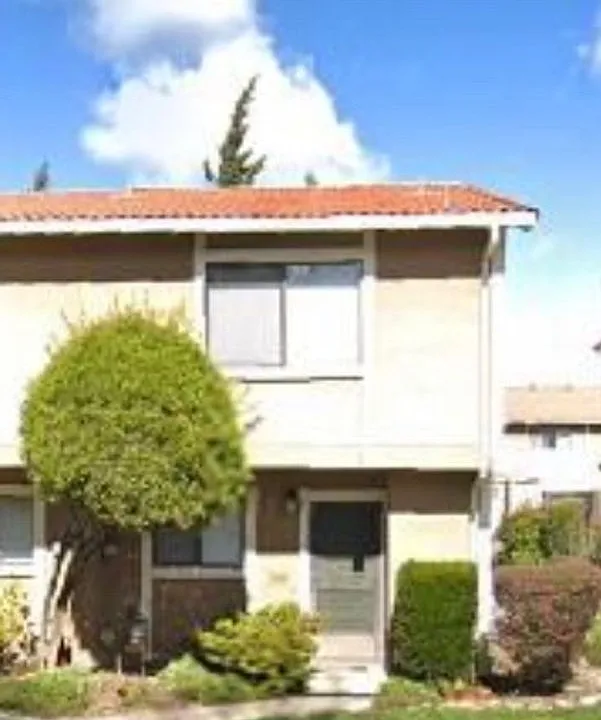 2545 Vallejo St