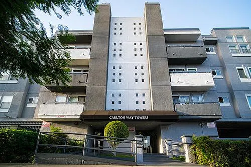 Carlton Way Towers — Photo 1