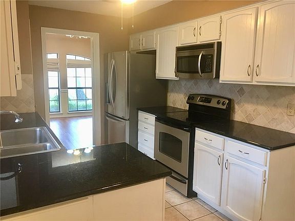 3rd image of 5454 Meadow Vista Ln