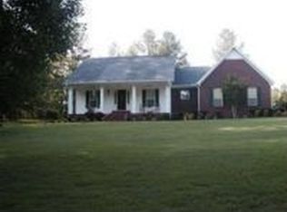 202 Piercetown Rd, Fulton, MS 38843