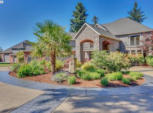 21020 S Meadowridge Ct, Oregon City, OR 97045