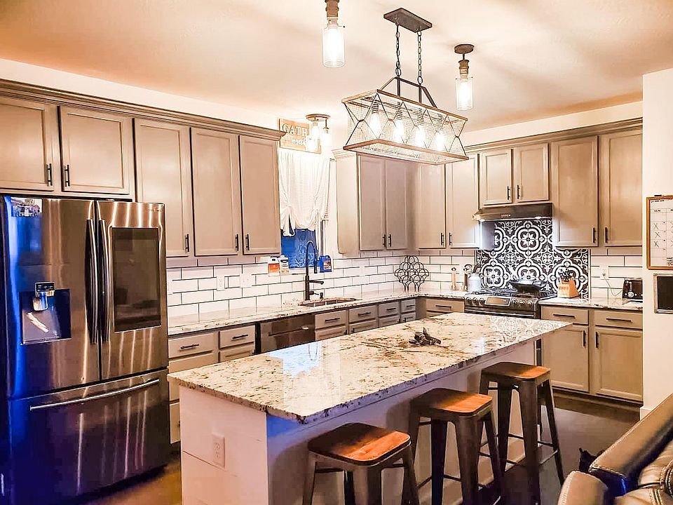 2nd image of 9083 Ridgeline Dr