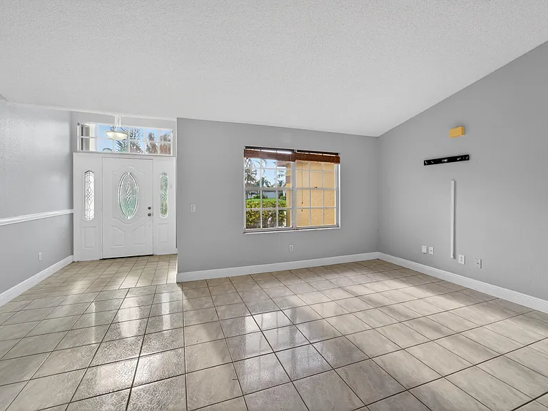 6956 NW Jorgensen Rd — Photo 5