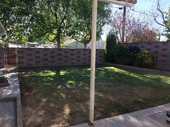 back yard , NO ALLEY !! more Privacy