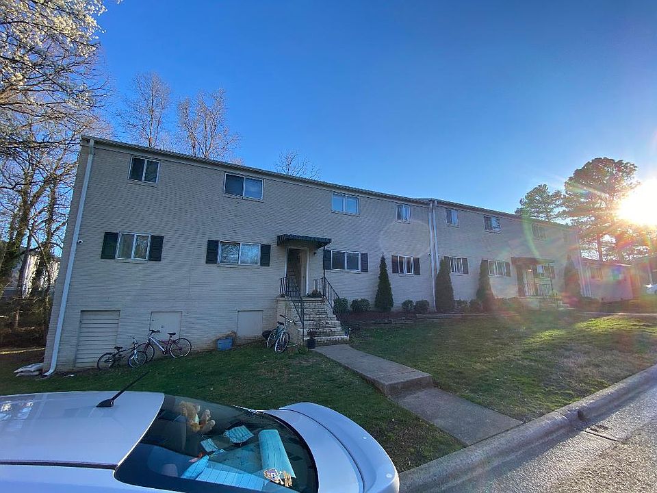 1st image of 701 S Chapman St