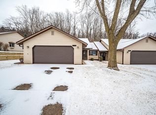1719 Cobblestone Ct, Red Wing, MN 55066