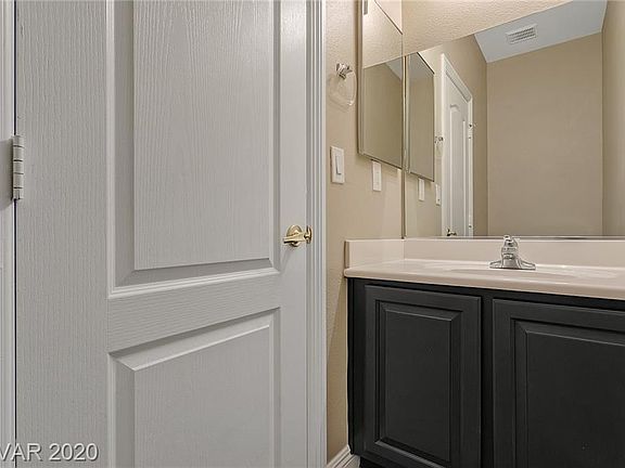 4th image of 2279 Laramine River Dr