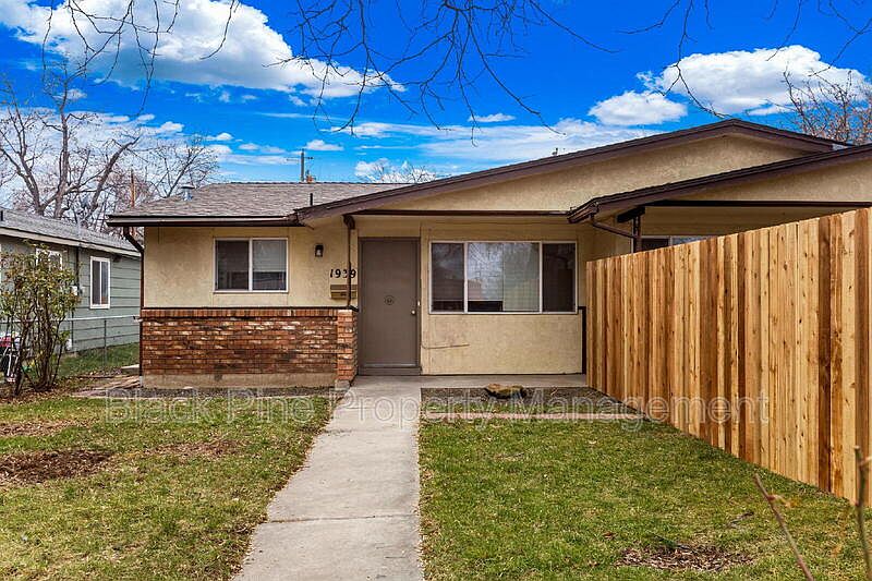 1st image of 1939 S Owyhee St