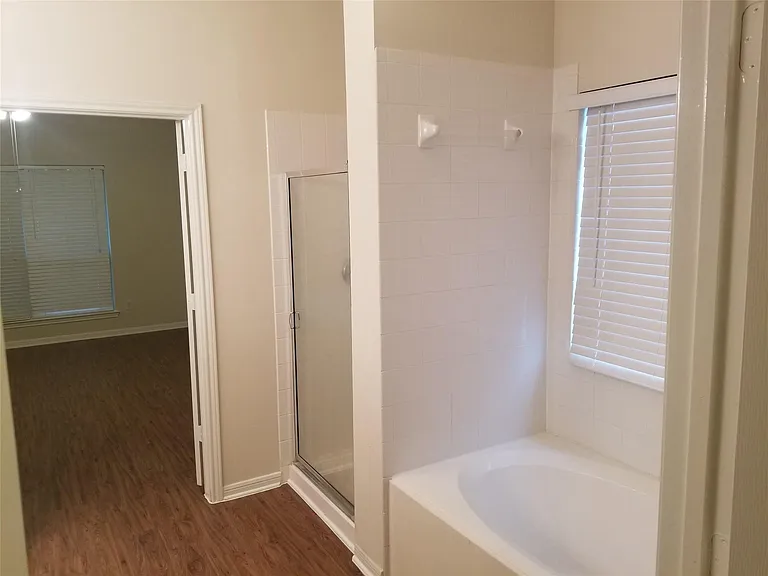 2406 Hawks Rd — Photo 28