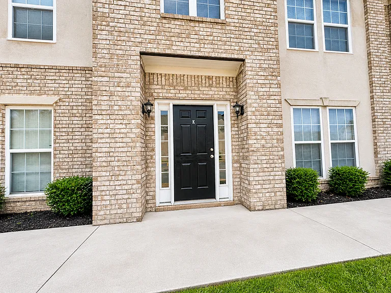 934 E Craighead Forest Rd #B — Photo 3