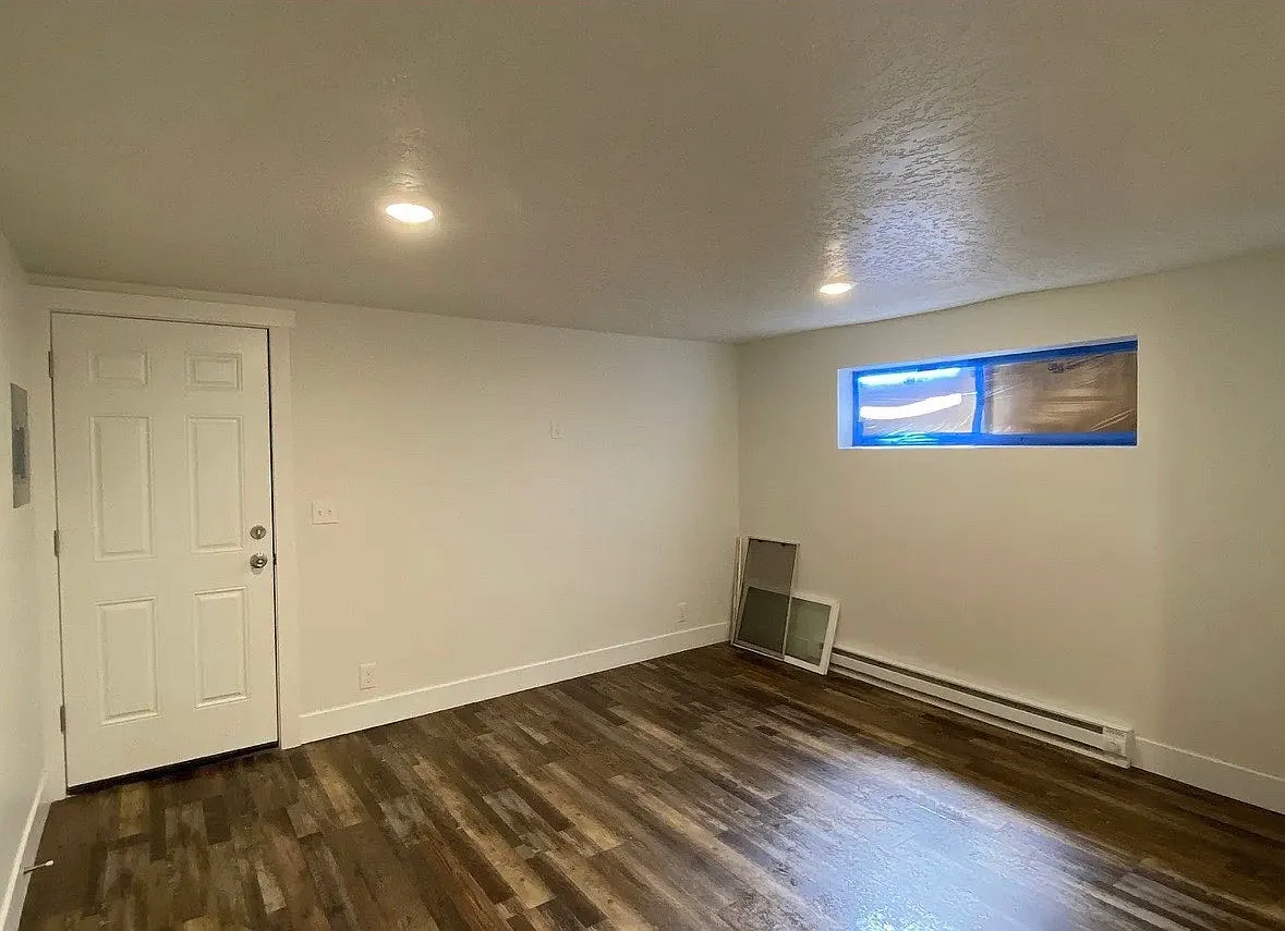 2 bed, 1000 sqft, $750 — Photo 3