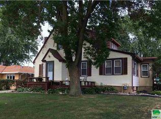 900 4th Ave SE, Le Mars, IA 51031