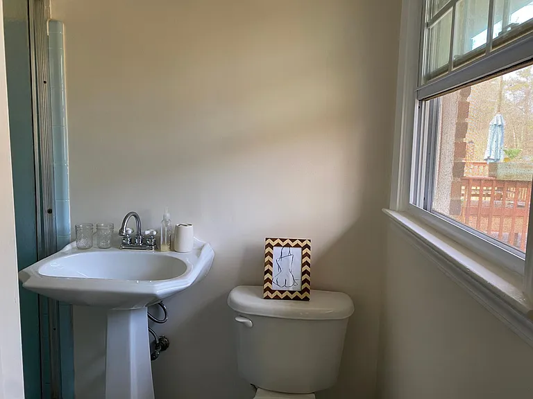 4471 Parkview Dr — Photo 7
