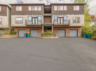 9752 SW 34th Pl #3, Portland, OR 97204