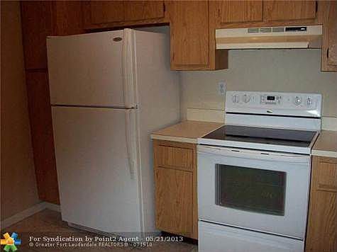 3rd image of 3038 Coral Springs Dr #204-3