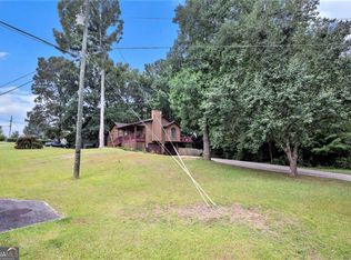 433 Waterway Trl, Powder Springs, GA 30127